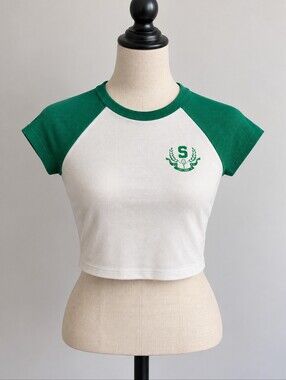 DÉFROST Green & White Colorblock Raglan Sleeve Cropped Baby Tee Collegiate Graph